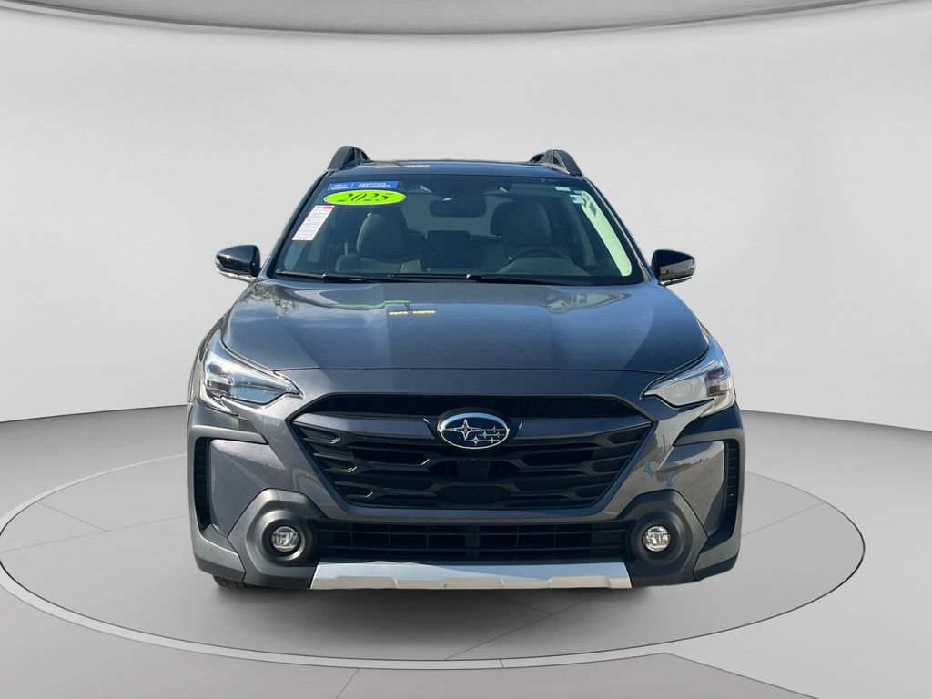 Used 2025 Subaru Outback Limited w/ Popular Package #2 AWD/4WD image 9