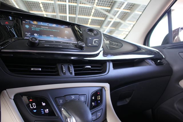 Used 2018 Buick Envision Premium w/ Driver Confidence Package image 17
