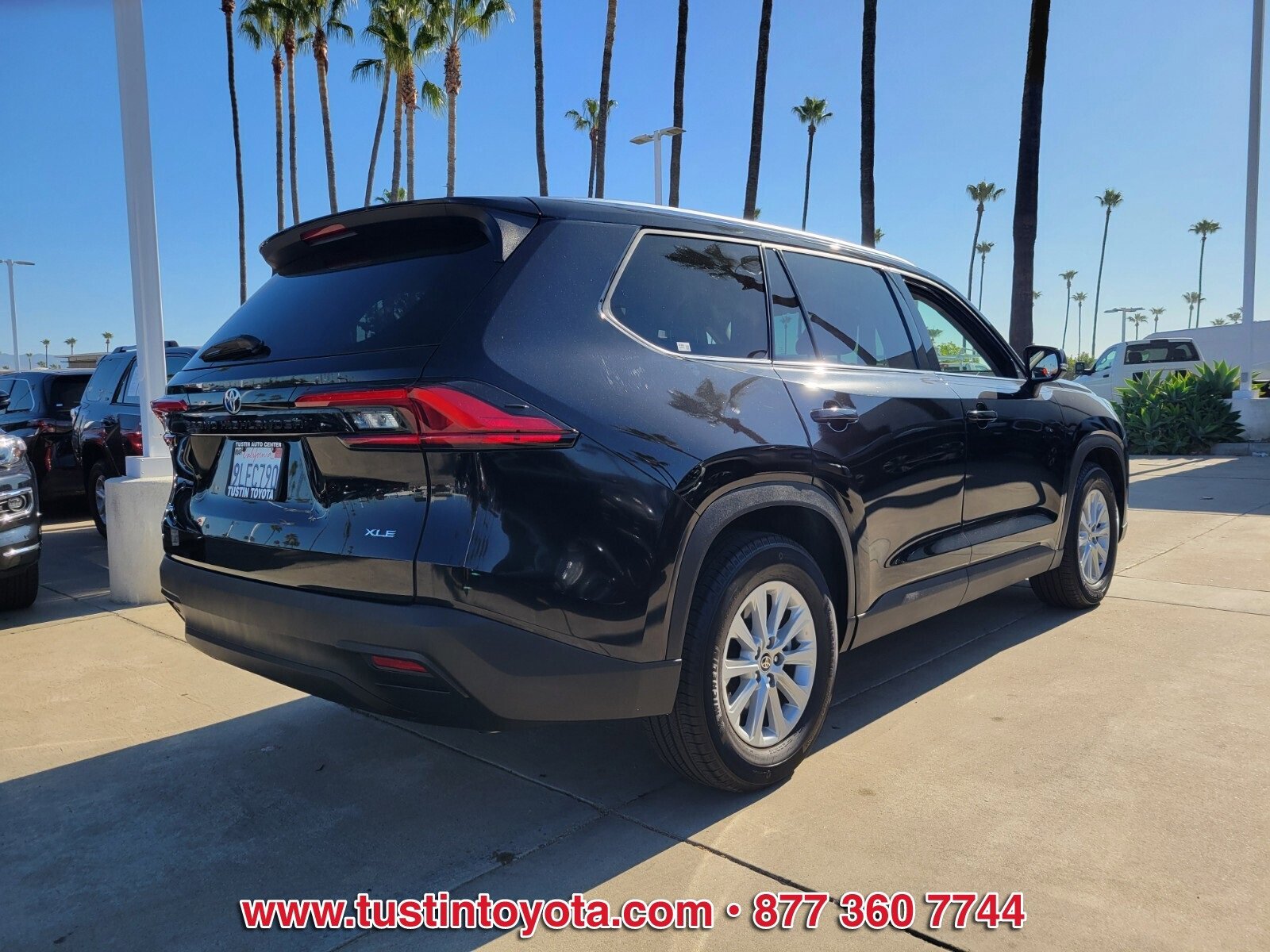 Certified 2024 Toyota Grand Highlander XLE image 4