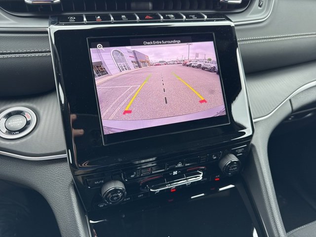 New 2025 Jeep Grand Cherokee L Laredo w/ Luxury Tech Group I image 16