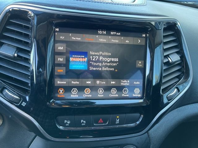 Used 2019 Jeep Cherokee Limited w/ Luxury Group image 10