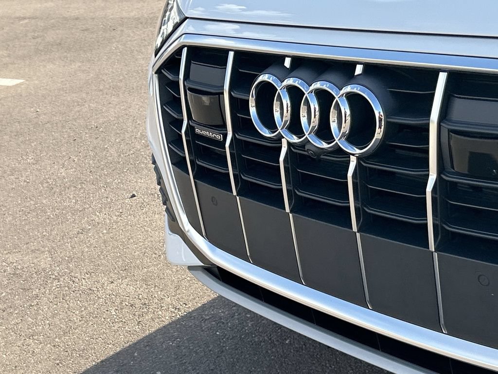 Used 2024 Audi Q7 2.0T Premium Plus AWD/4WD image 32