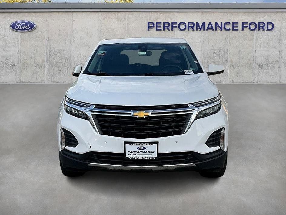 Used 2024 Chevrolet Equinox LT image 2