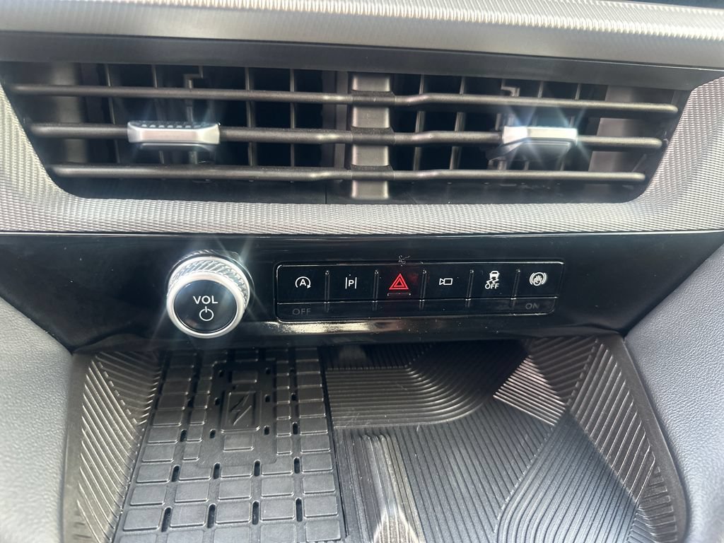 Used 2025 Ford Explorer ST AWD/4WD image 18