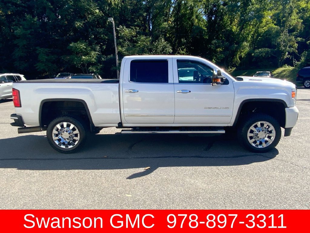 Certified 2019 GMC Sierra 2500 Denali w/ Duramax Plus Package AWD/4WD image 40