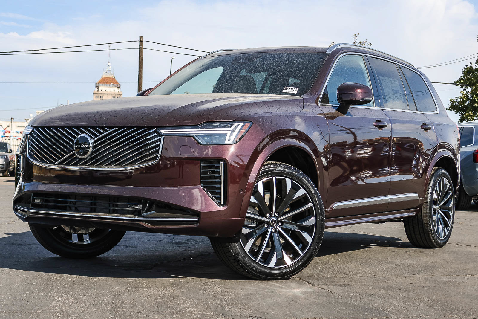 New 2026 Volvo XC90 B5 Plus w/ Protection Package Premier