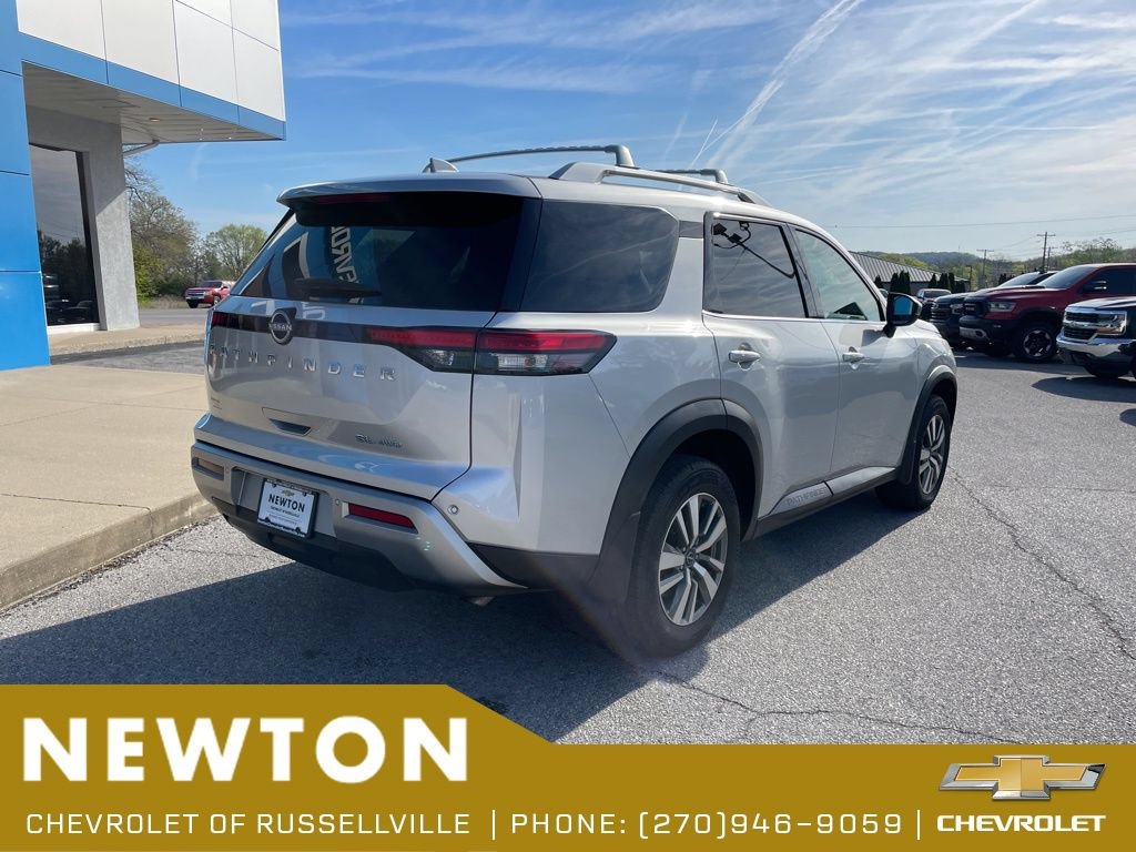 Used 2025 Nissan Pathfinder SL AWD/4WD image 55