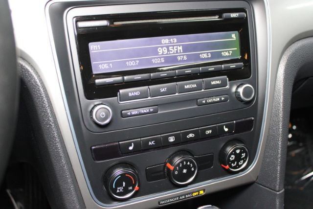 Used 2015 Volkswagen Passat 1.8T Wolfsburg Edition image 15