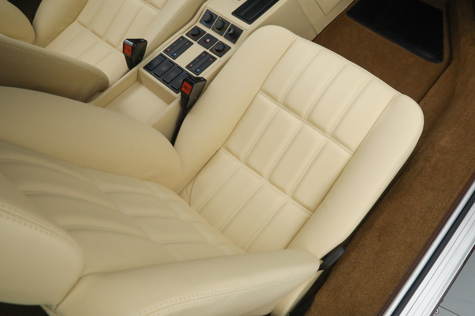 Used 1989 Ferrari 328 GTB RWD image 21