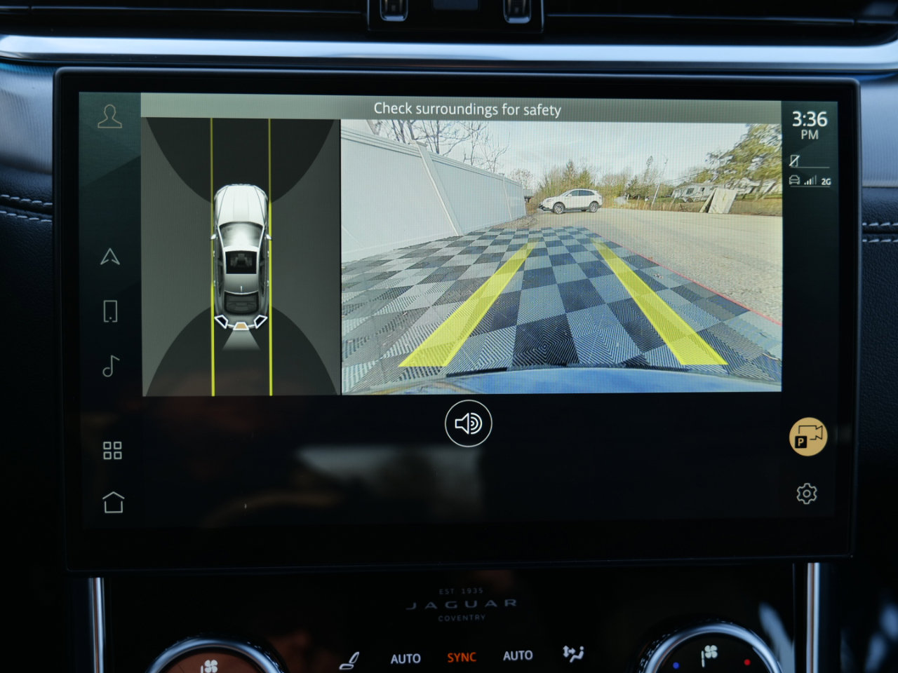 Used 2024 Jaguar XF R-Dynamic SE image 24