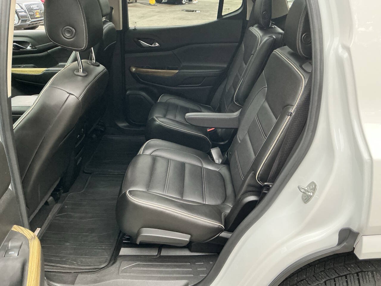 Used 2019 GMC Acadia Denali AWD/4WD image 28