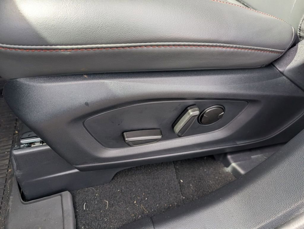 New 2025 Ford Explorer Active w/ Active Comfort Package image 25