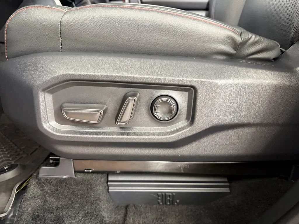 Used 2024 Toyota Tundra TRD Pro AWD/4WD image 16