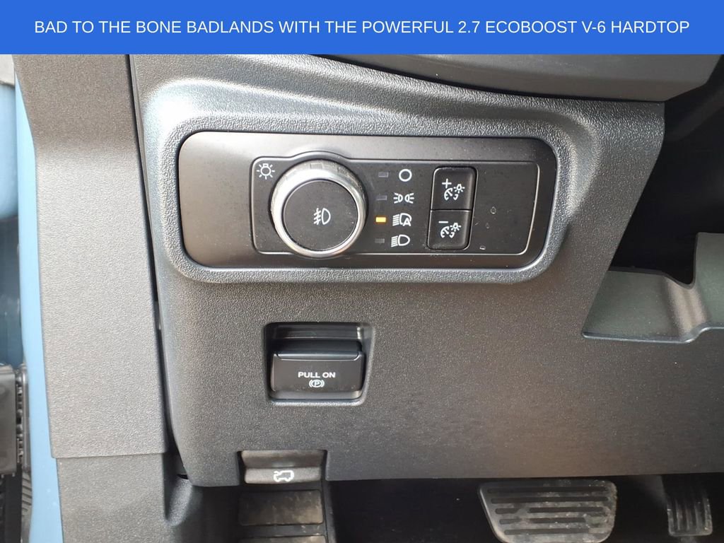 Used 2025 Ford Bronco Badlands image 21