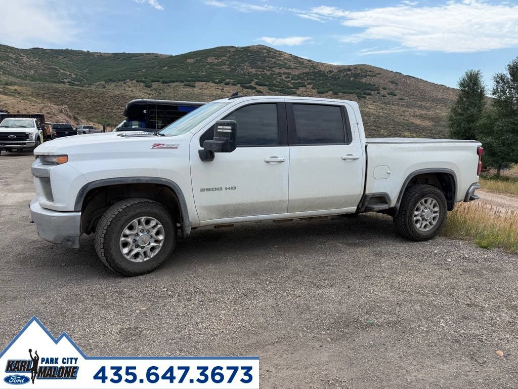 Used 2022 Chevrolet Silverado 2500 LT w/ Convenience Package AWD/4WD image 4