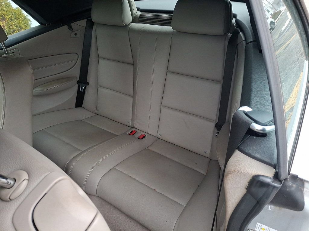Used 2008 BMW 135i Convertible image 10