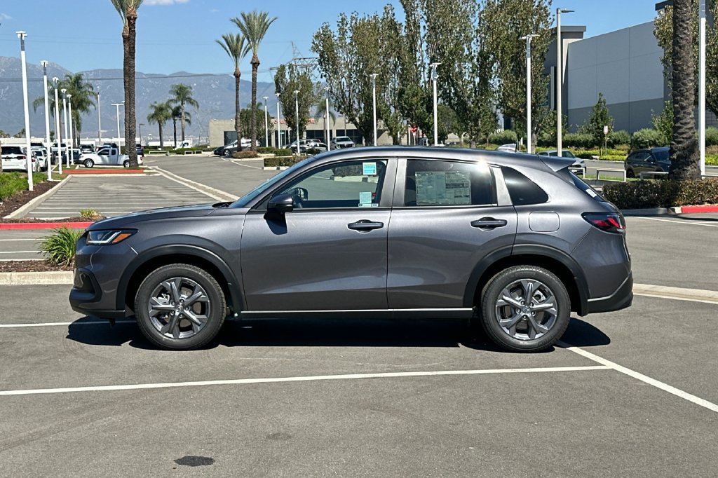 New 2027 Honda HR-V LX image 7