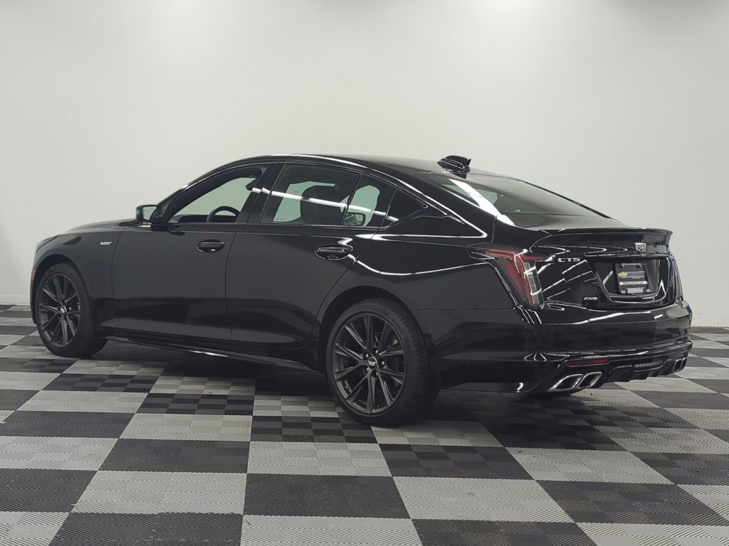 Used 2025 Cadillac CT5 V AWD/4WD image 6