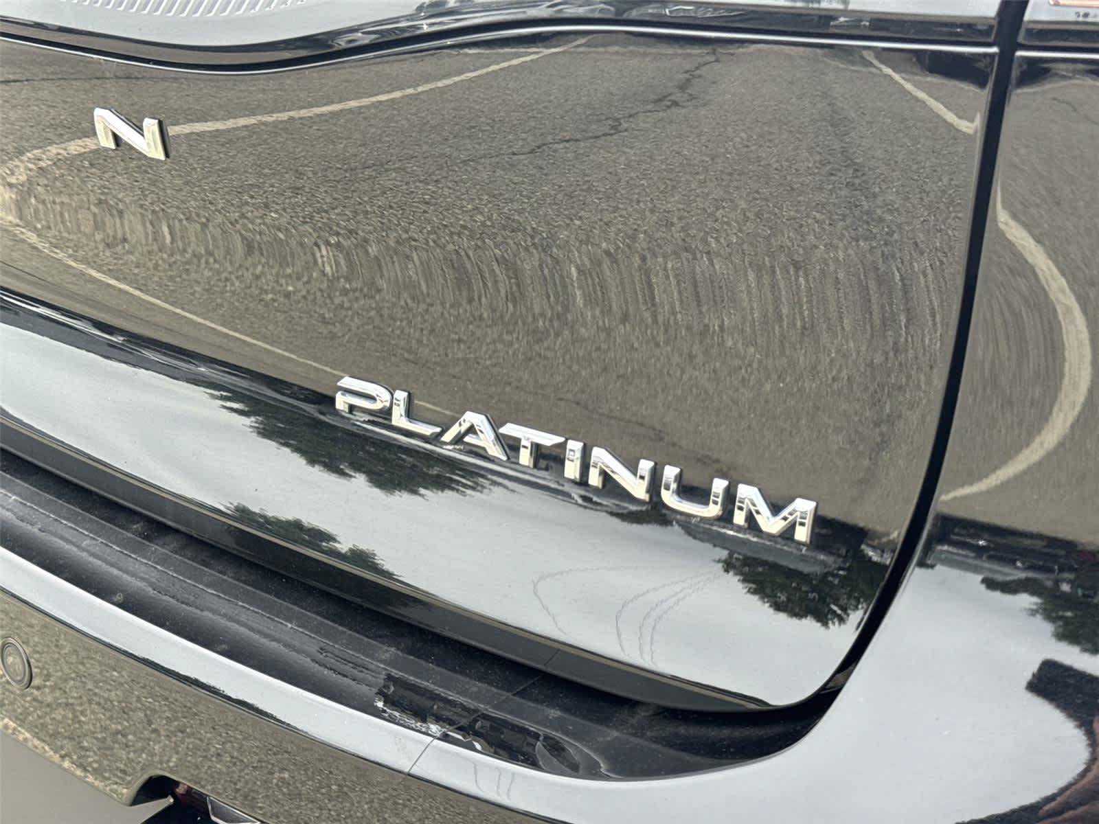 Used 2025 Toyota Crown Platinum AWD/4WD image 35