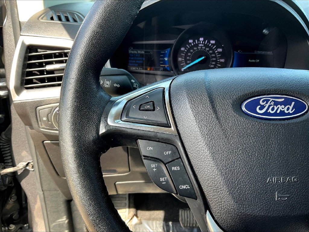 Used 2022 Ford Edge SEL w/ Sport Appearance Package AWD/4WD image 11
