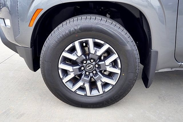 Certified 2024 Nissan Frontier SL w/ Technology Package RWD image 15