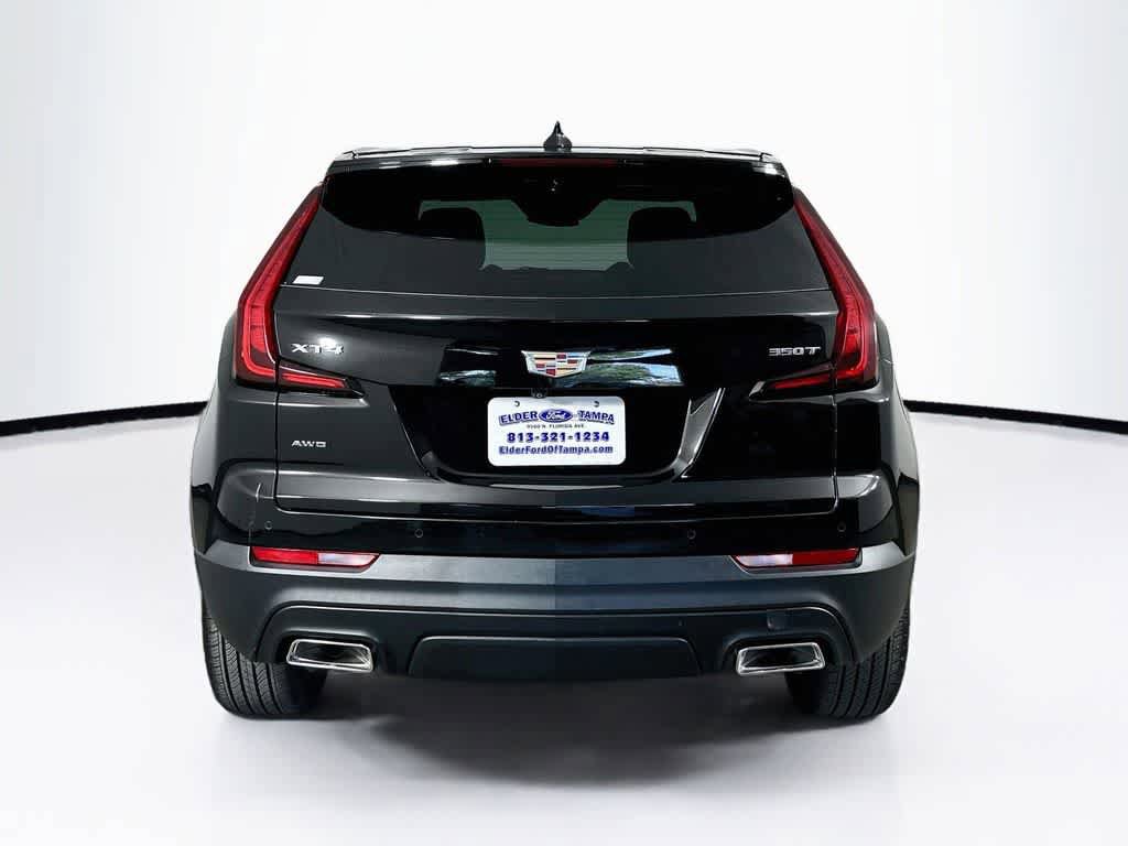 Used 2022 Cadillac XT4 Luxury w/ Cold Weather Package AWD/4WD image 5