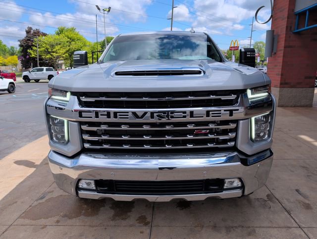 Used 2021 Chevrolet Silverado 3500 LTZ w/ LTZ Premium Package AWD/4WD image 11
