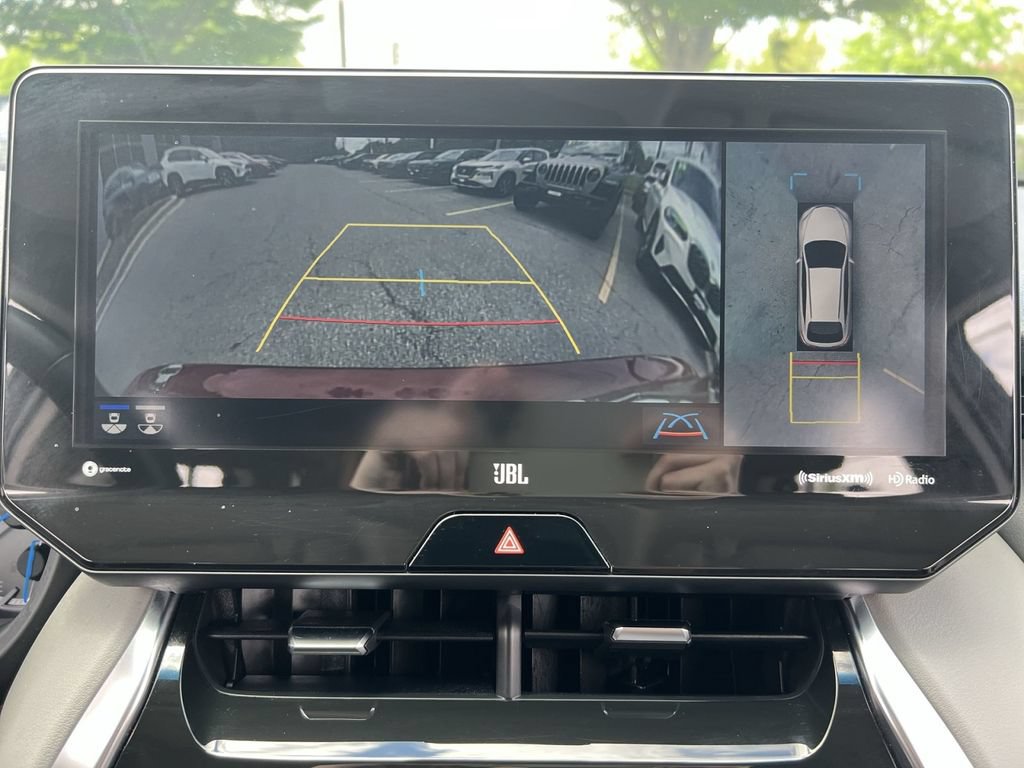 Used 2021 Toyota Venza AWD/4WD image 19
