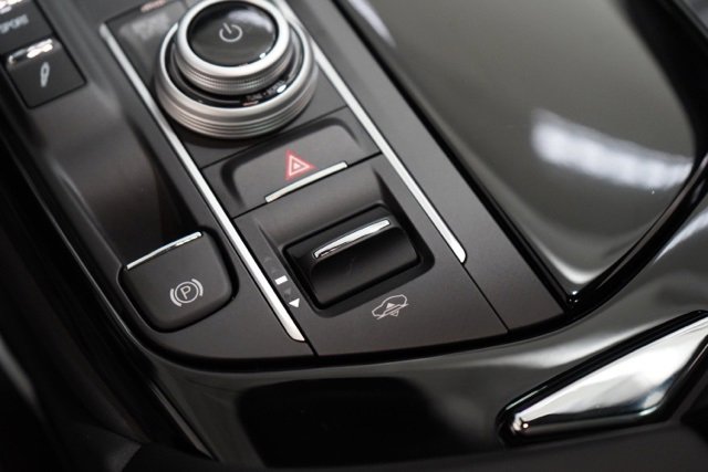 Used 2024 Maserati Levante Modena Ultima image 31