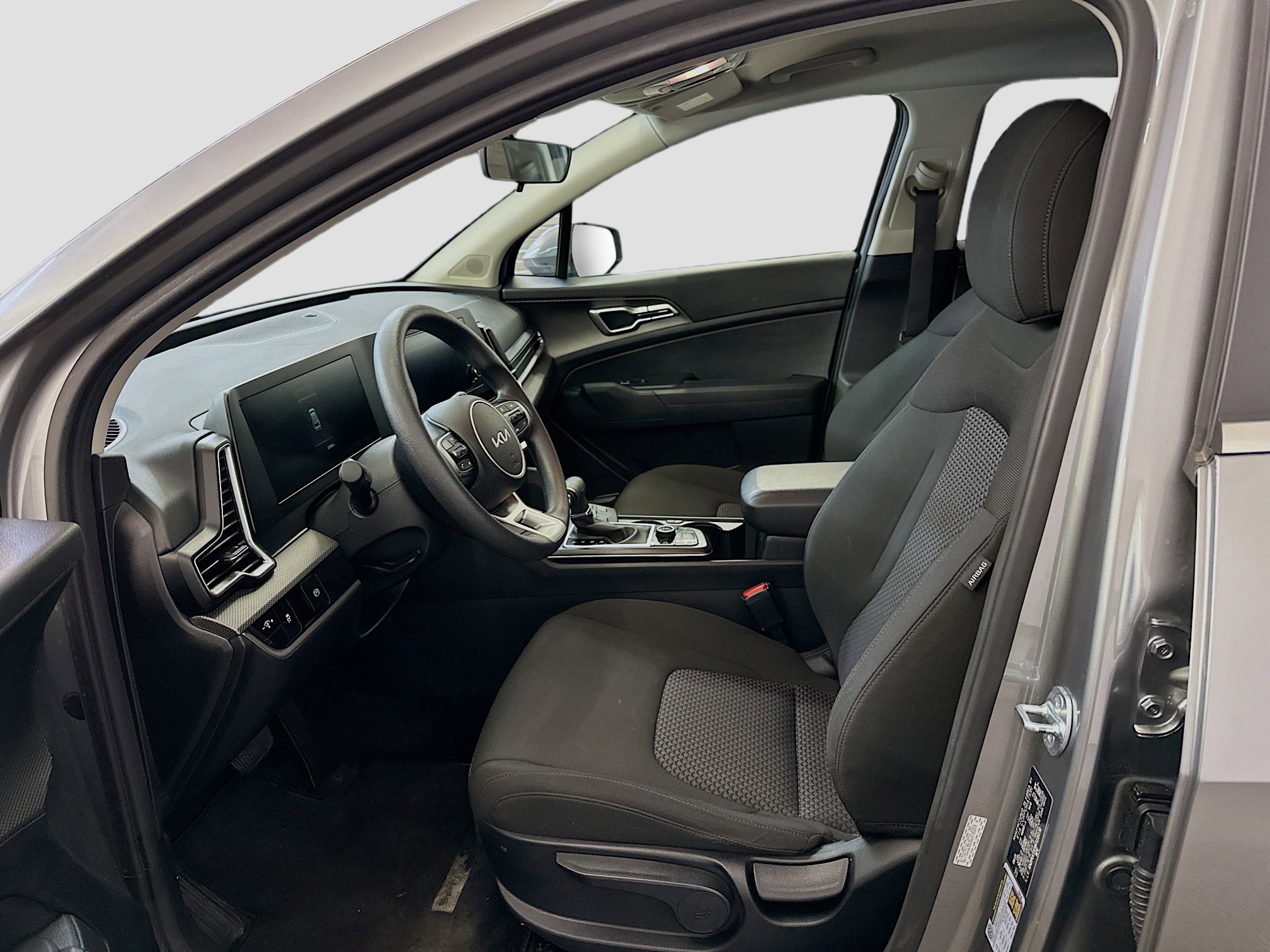 Used 2024 Kia Sportage LX image 13