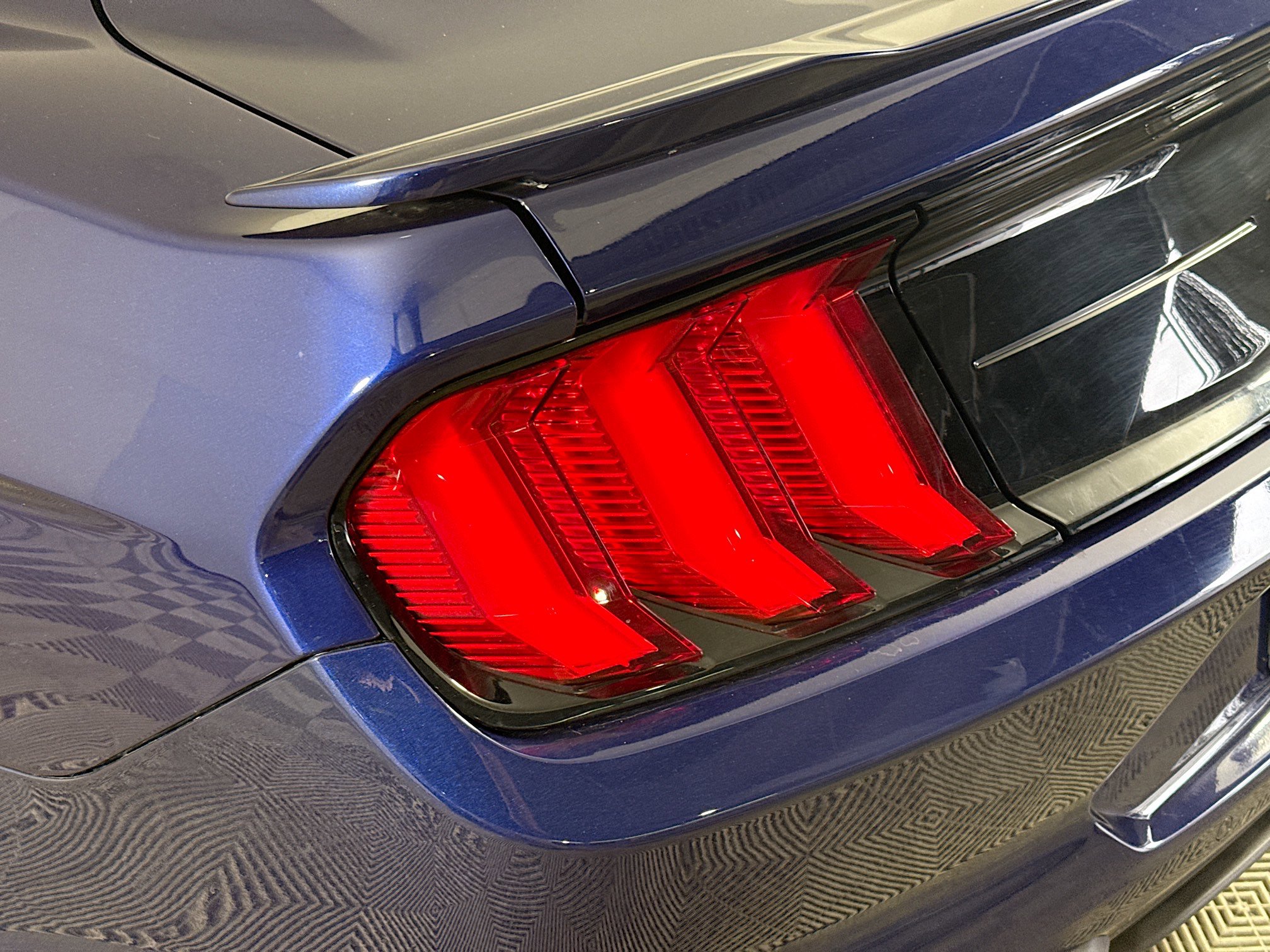 Used 2019 Ford Mustang GT image 34