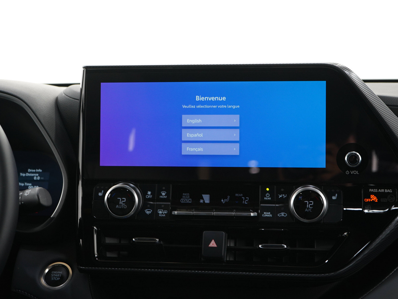 Used 2026 Toyota Highlander XSE AWD/4WD image 15