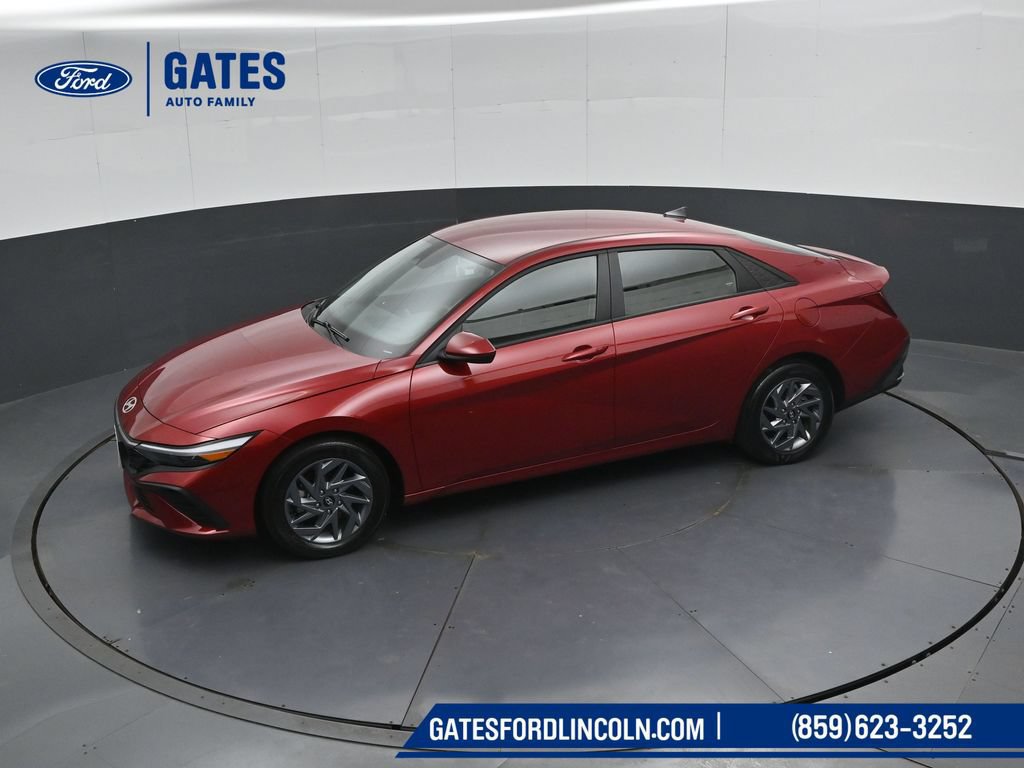 Used 2024 Hyundai Elantra SEL FWD image 51
