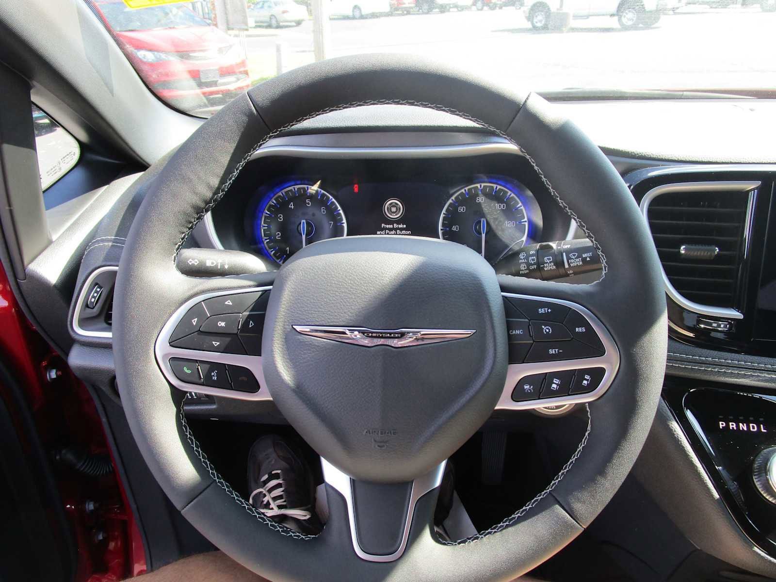New 2026 Chrysler Pacifica Select image 20
