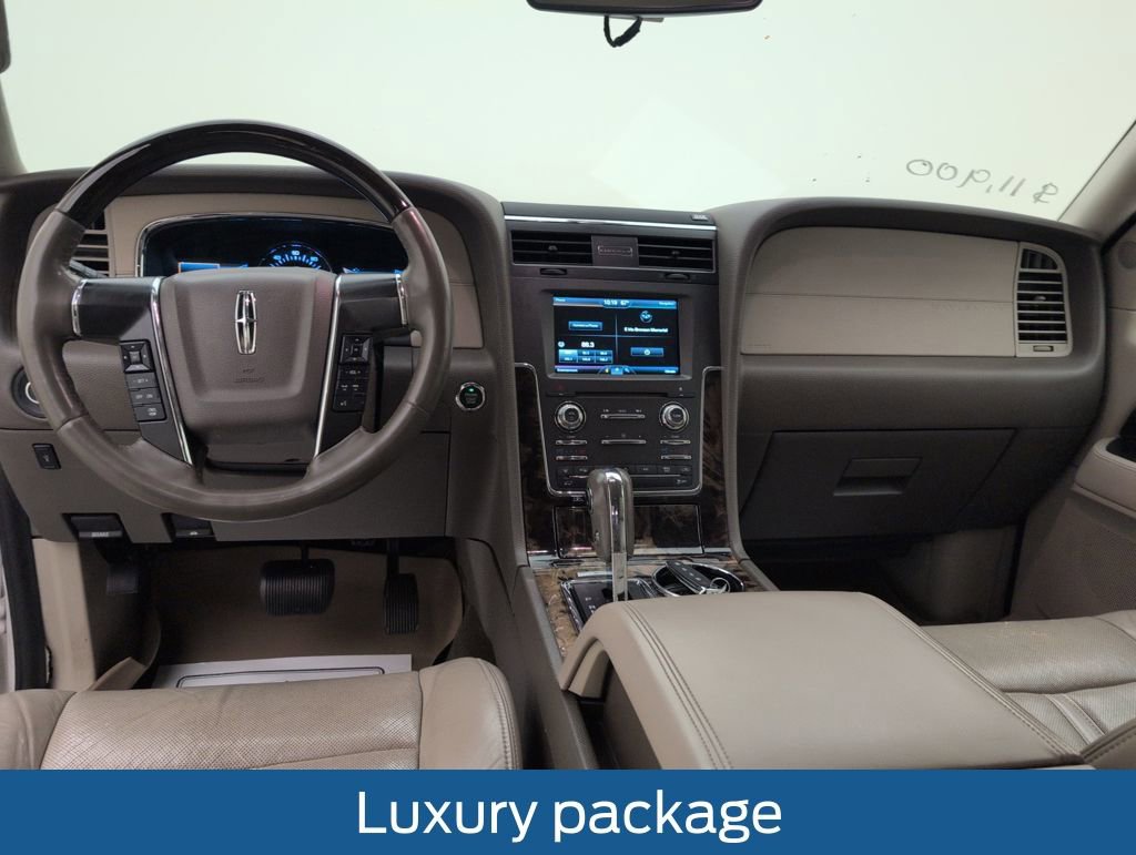 Used 2015 Lincoln Navigator L 2WD image 5