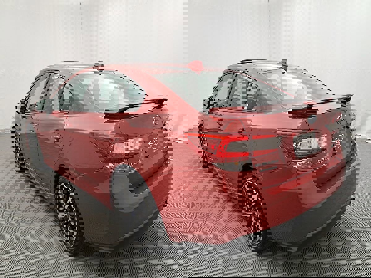 Used 2021 Subaru Impreza 2.0i Sport image 4
