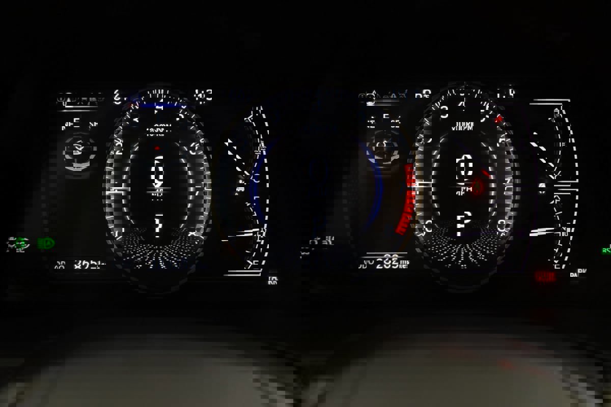 Used 2024 Lexus ES 350 w/ Accessory Package (Z2) image 18