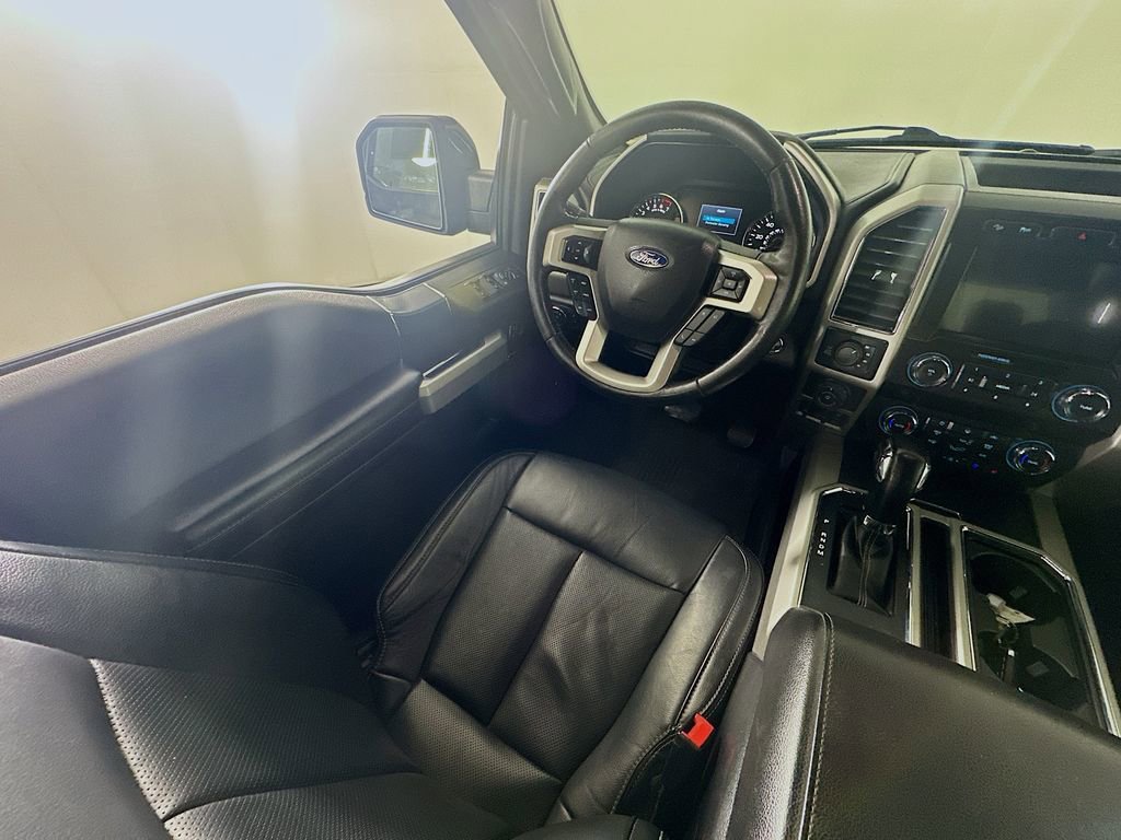 Used 2020 Ford F150 Lariat image 9