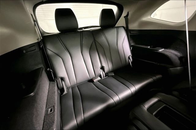 Used 2023 Acura MDX SH-AWD w/ Technology Package image 28