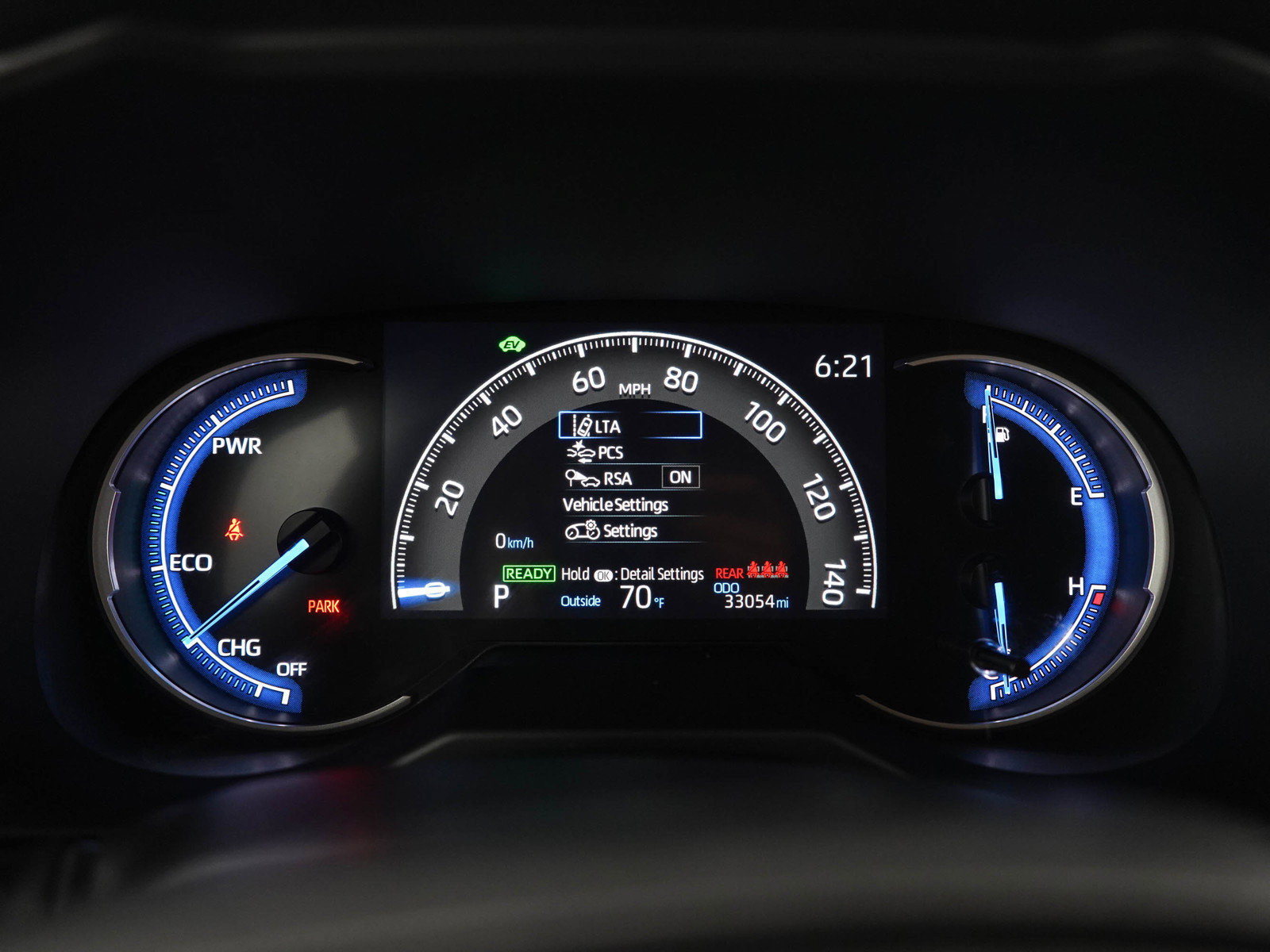 Used 2025 Toyota RAV4 LE AWD/4WD image 22