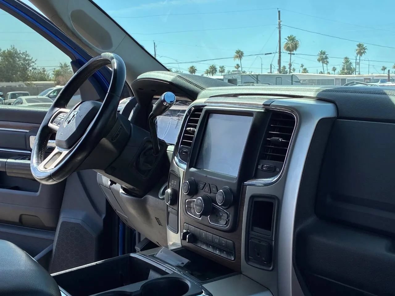 Used 2014 RAM 2500 Laramie w/ Convenience Group AWD/4WD image 23