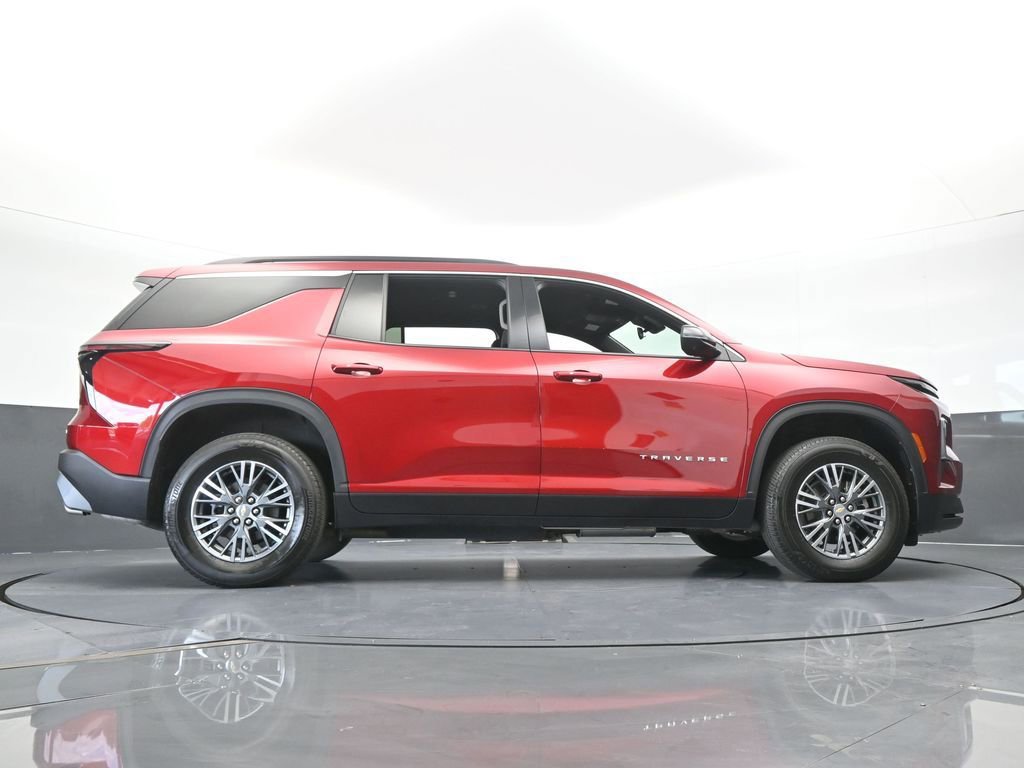 Used 2024 Chevrolet Traverse LT FWD image 64