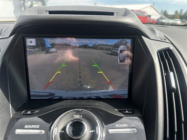Used 2018 Ford Escape Titanium w/ Ford Safe & Smart Package AWD/4WD image 22