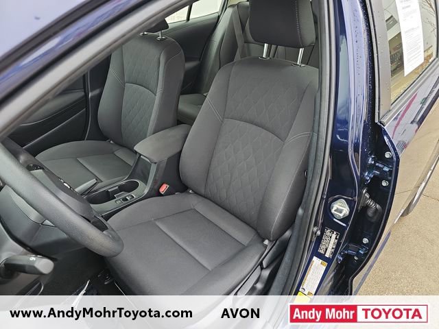 Used 2025 Toyota Corolla LE w/ LE Premium Package image 10