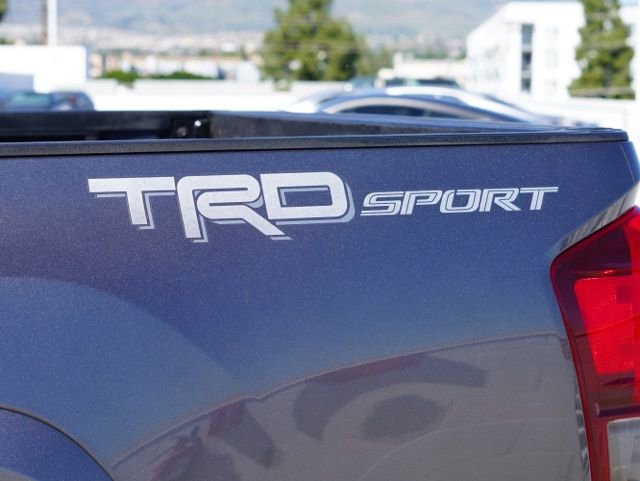 Used 2018 Toyota Tacoma TRD Sport w/ Technology Package image 13