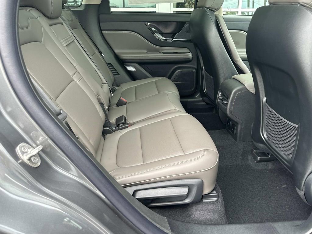 New 2025 Lincoln Corsair FWD w/ Equipment Group 101A image 15