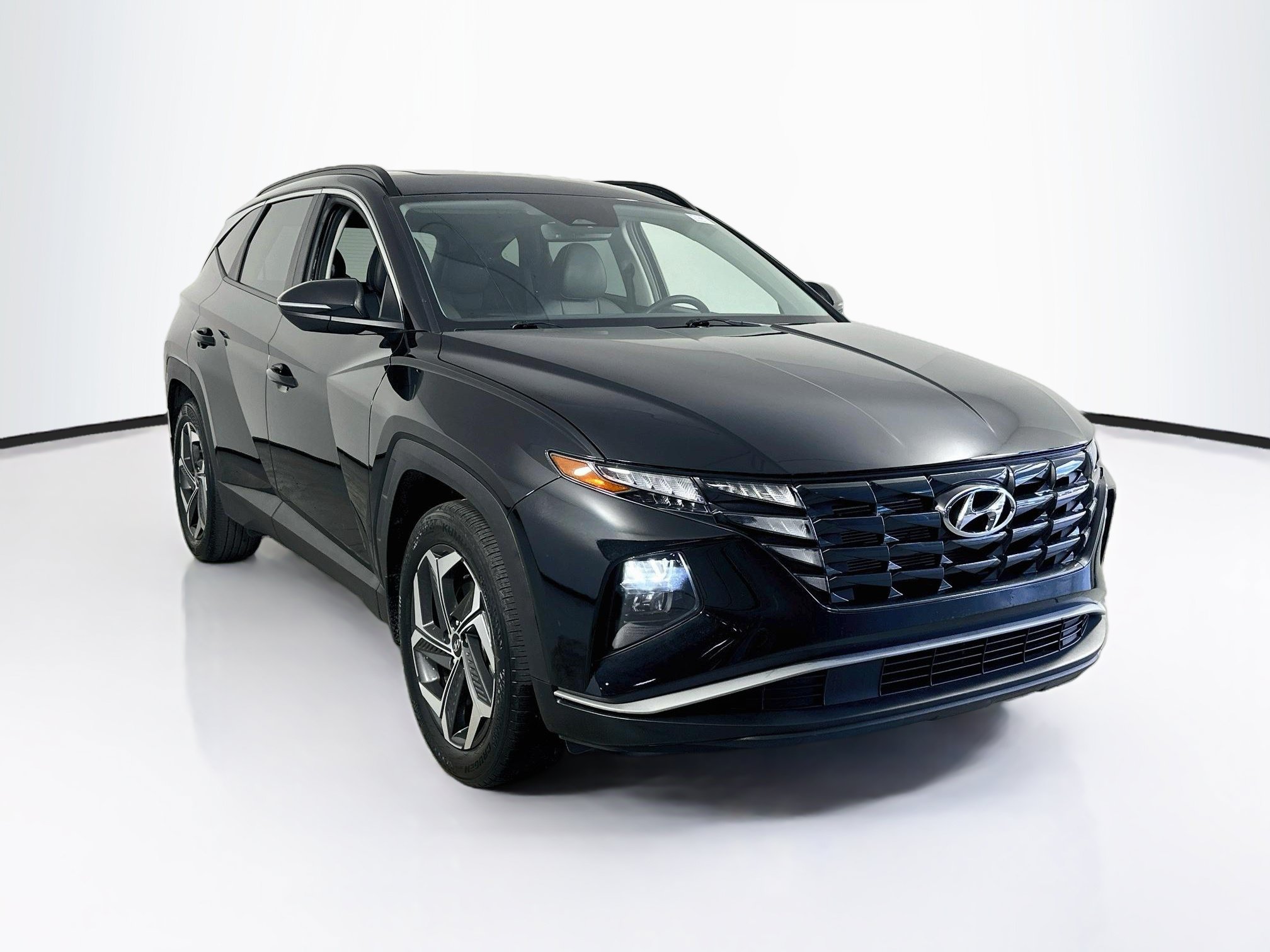 Used 2023 Hyundai Tucson SEL w/ Convenience Package FWD image 3