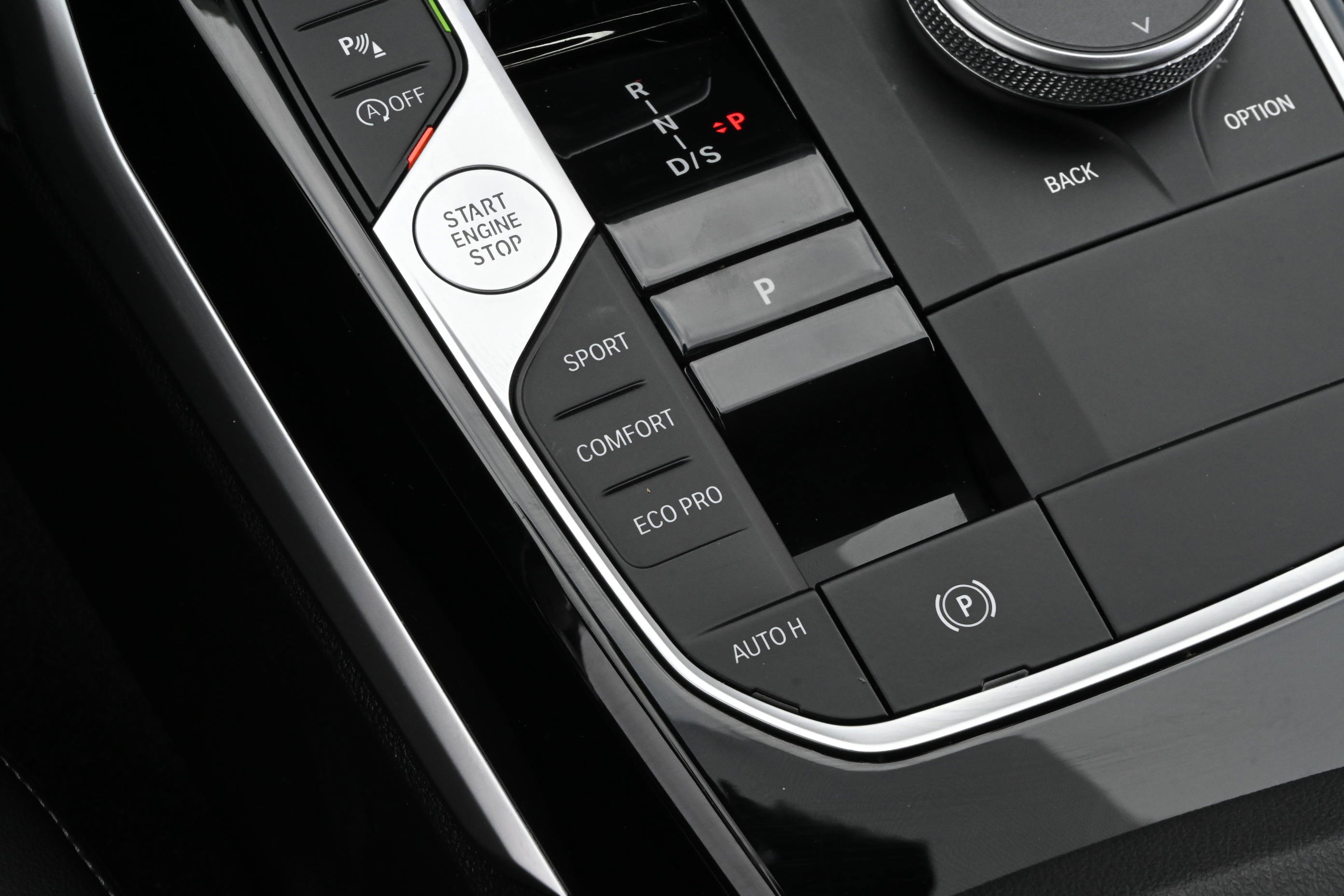 Certified 2024 BMW 330i Sedan w/ Premium Package image 20