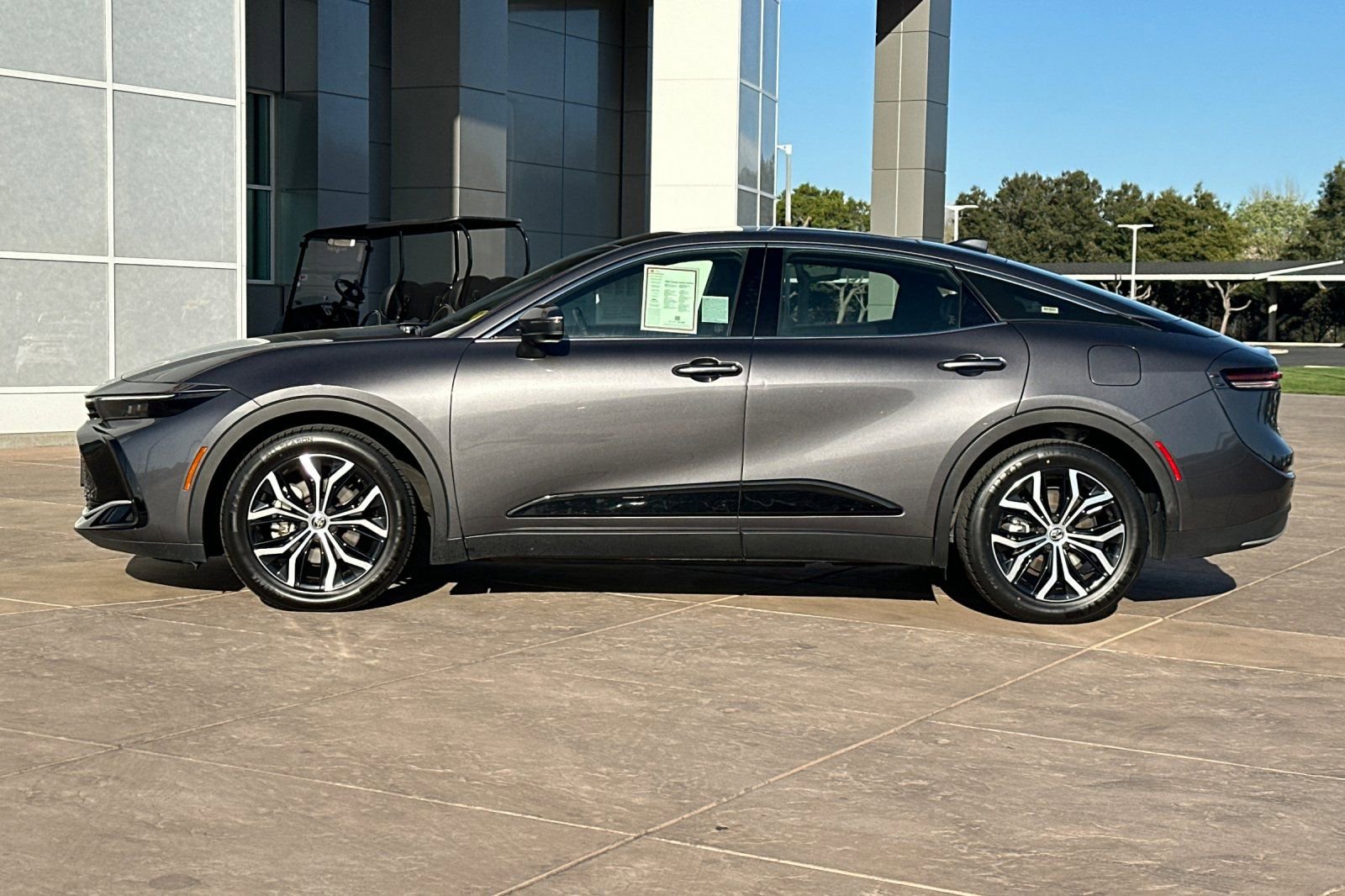 Certified 2024 Toyota Crown Limited image 8