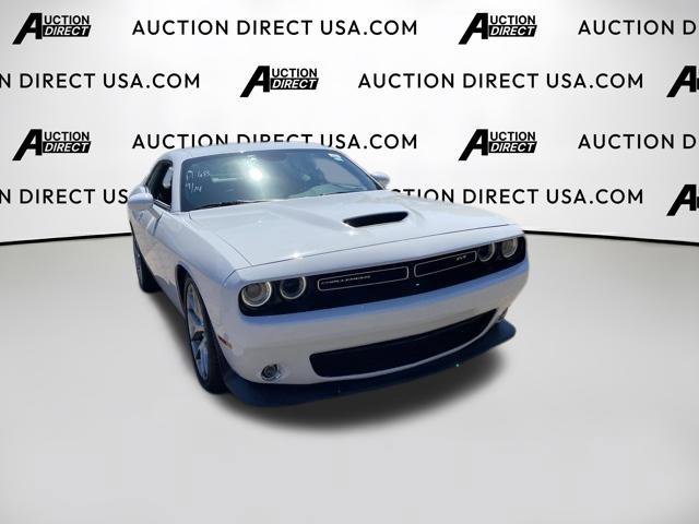Used 2022 Dodge Challenger GT RWD image 3